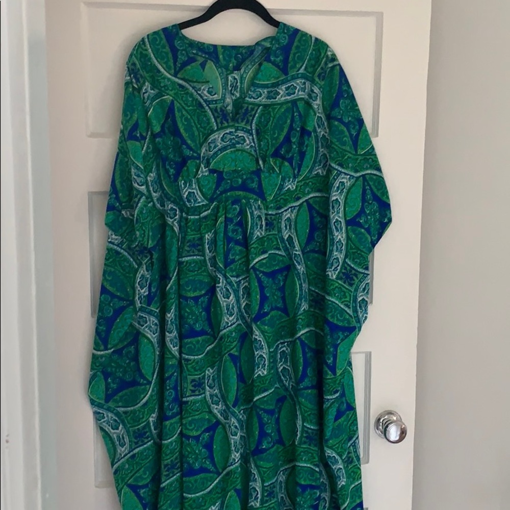 Vintage paisley kaftan